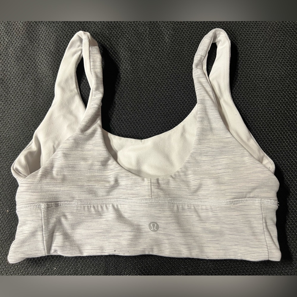 lululemon athletica Light Gray Ribbed Scoop Neck Sports Bra - Picture 2 of 3